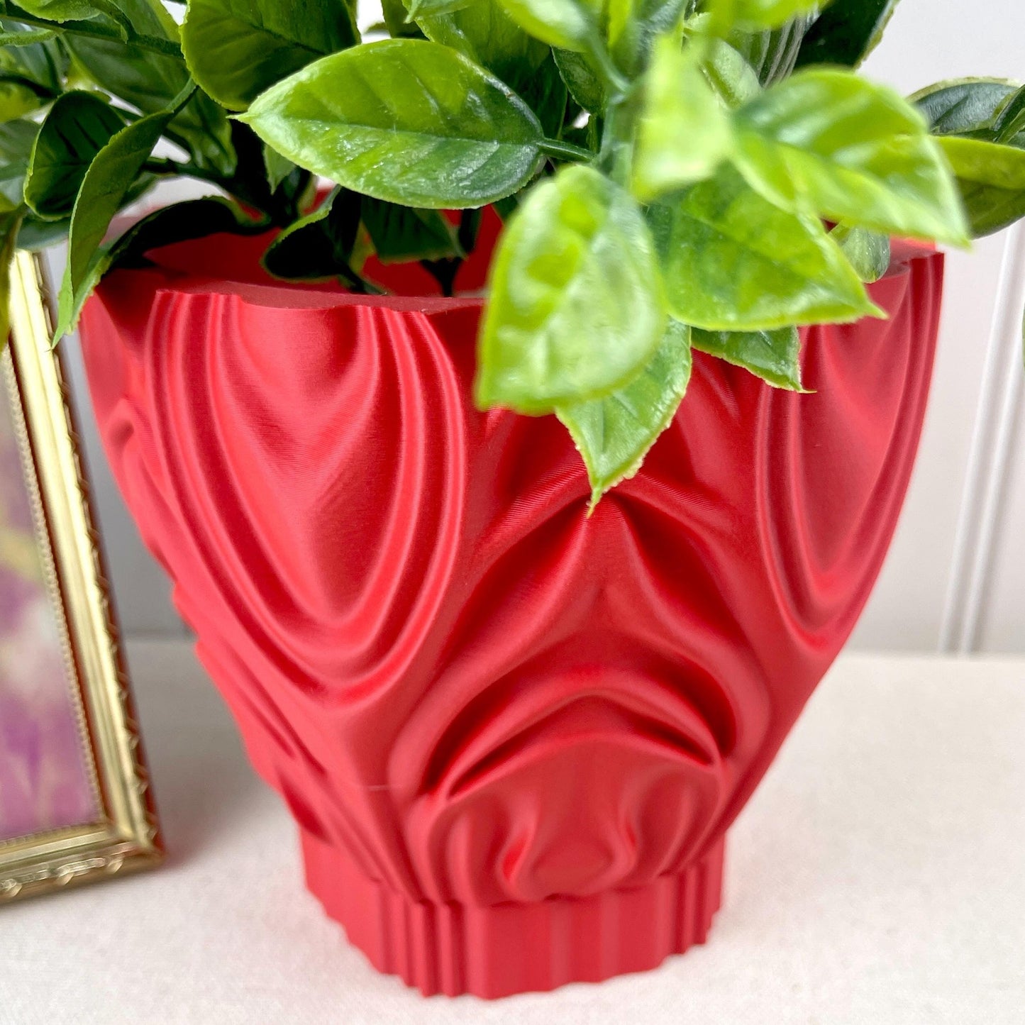 Corru Planter Pot, Indoor Flower Pot, Tabletop Planter