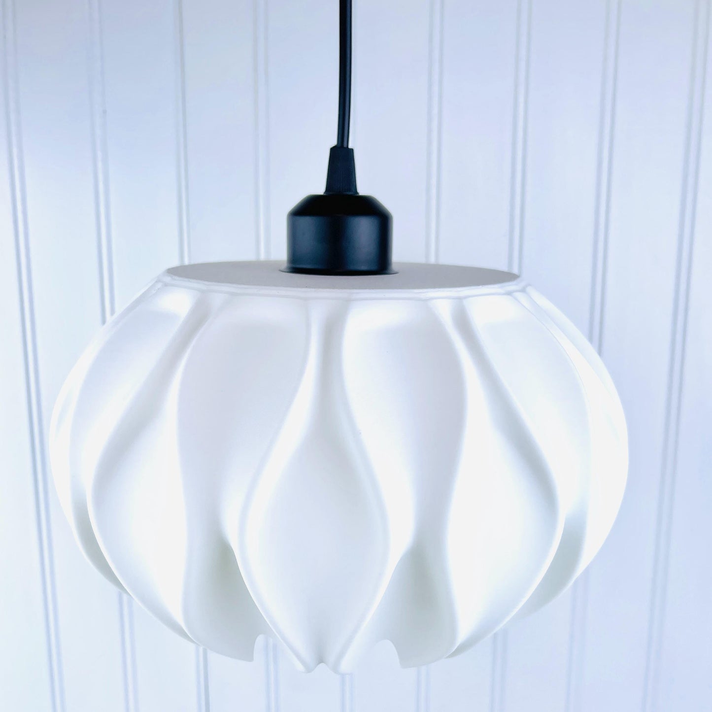 Abyssal Pendant Lamp, Sculptural Light, Petal Shape Pendant Light