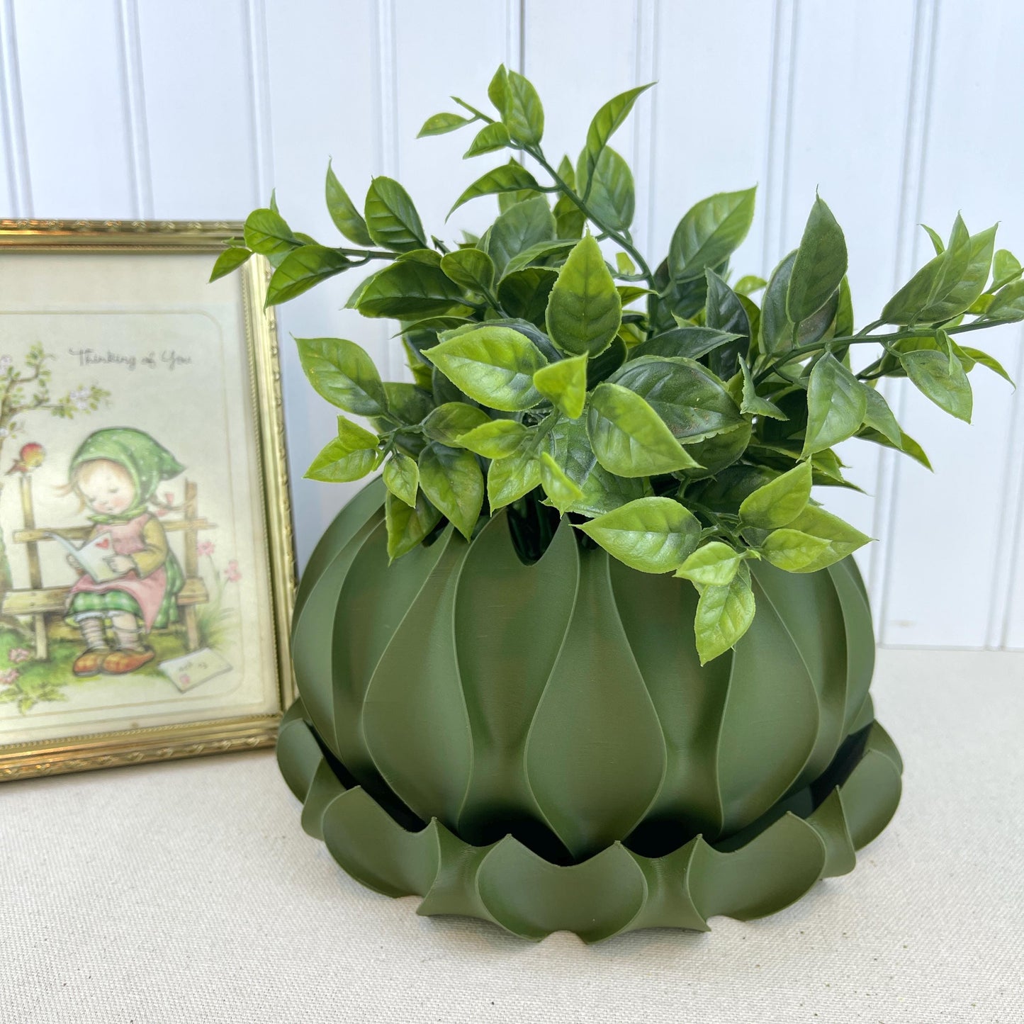 Abyssal Planter Pot, Flower Pot, Cactus-Inspired Planter with Drainage Tray