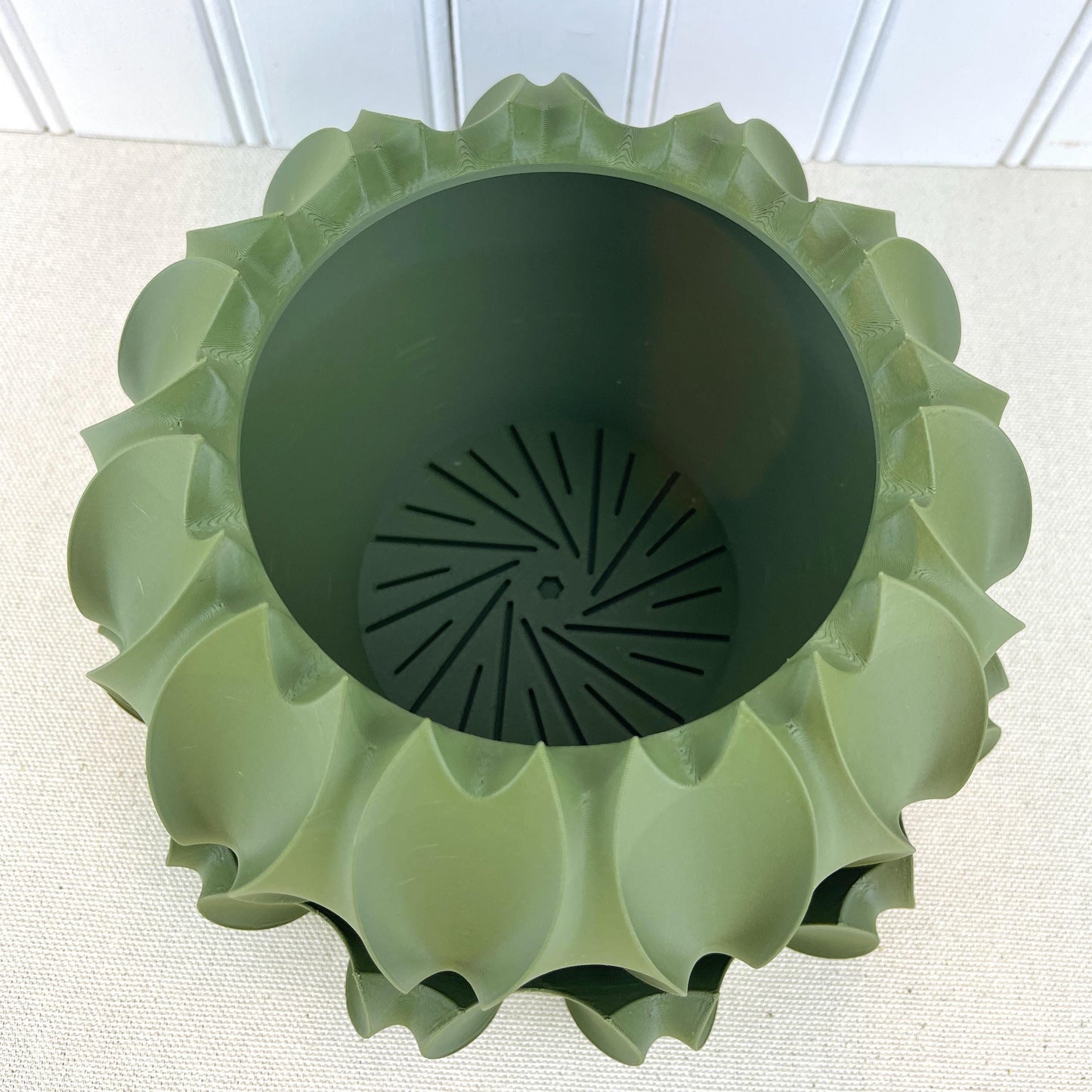 Abyssal Planter Pot, Flower Pot, Cactus-Inspired Planter with Drainage Tray