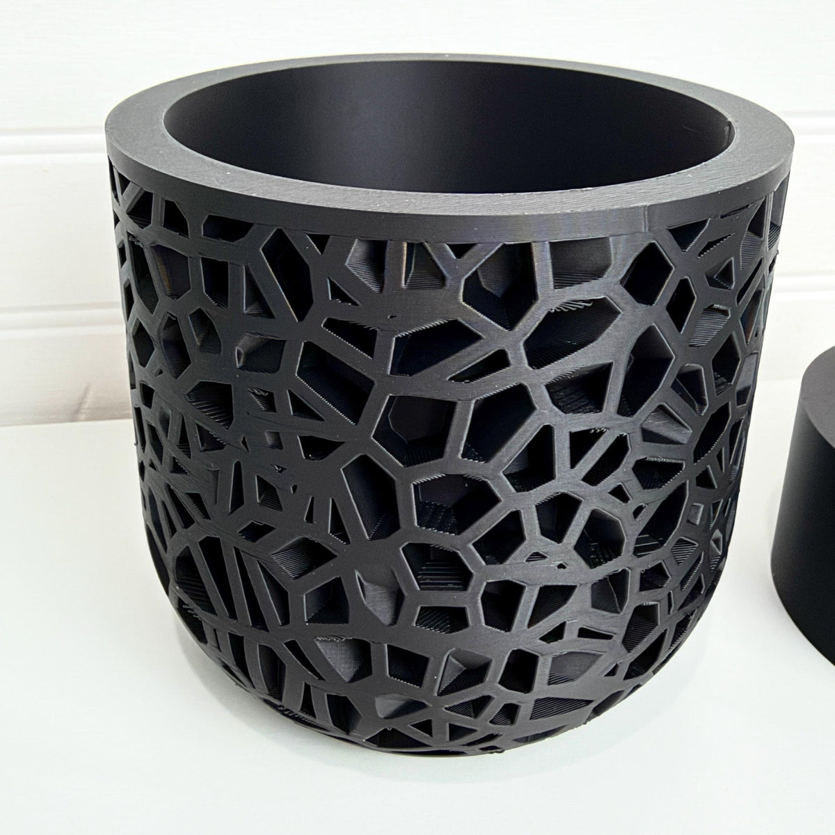 Planter Pot 001, Indoor Plant Pot with Drip Tray, Tabletop Planter, Voronoi Lattice Design
