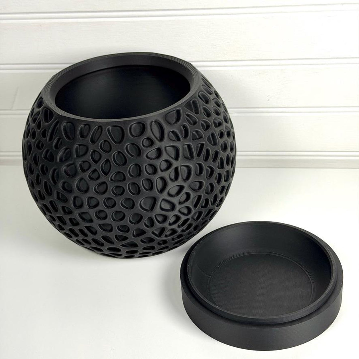 Pulp Planter, Indoor Plant Pot with Drip Tray, Tabletop Planter, Geometric Design