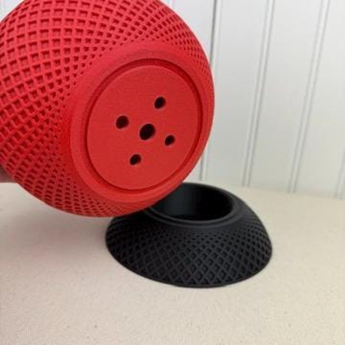 The Miro Planter, Indoor Flower Pot, Tabletop Planter. Lattice Design