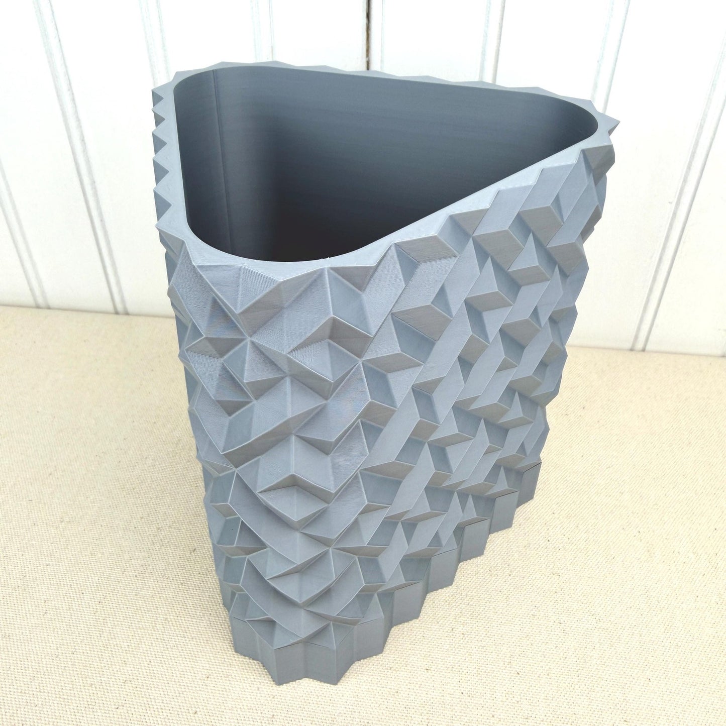Cobble Planter 02, Indoor Flower Pot, Tabletop Planter, Triangular Design