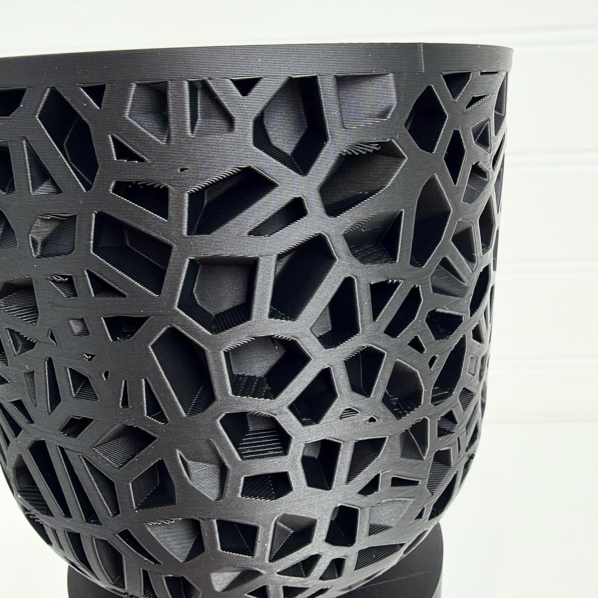 Planter Pot 001, Indoor Plant Pot with Drip Tray, Tabletop Planter, Voronoi Lattice Design