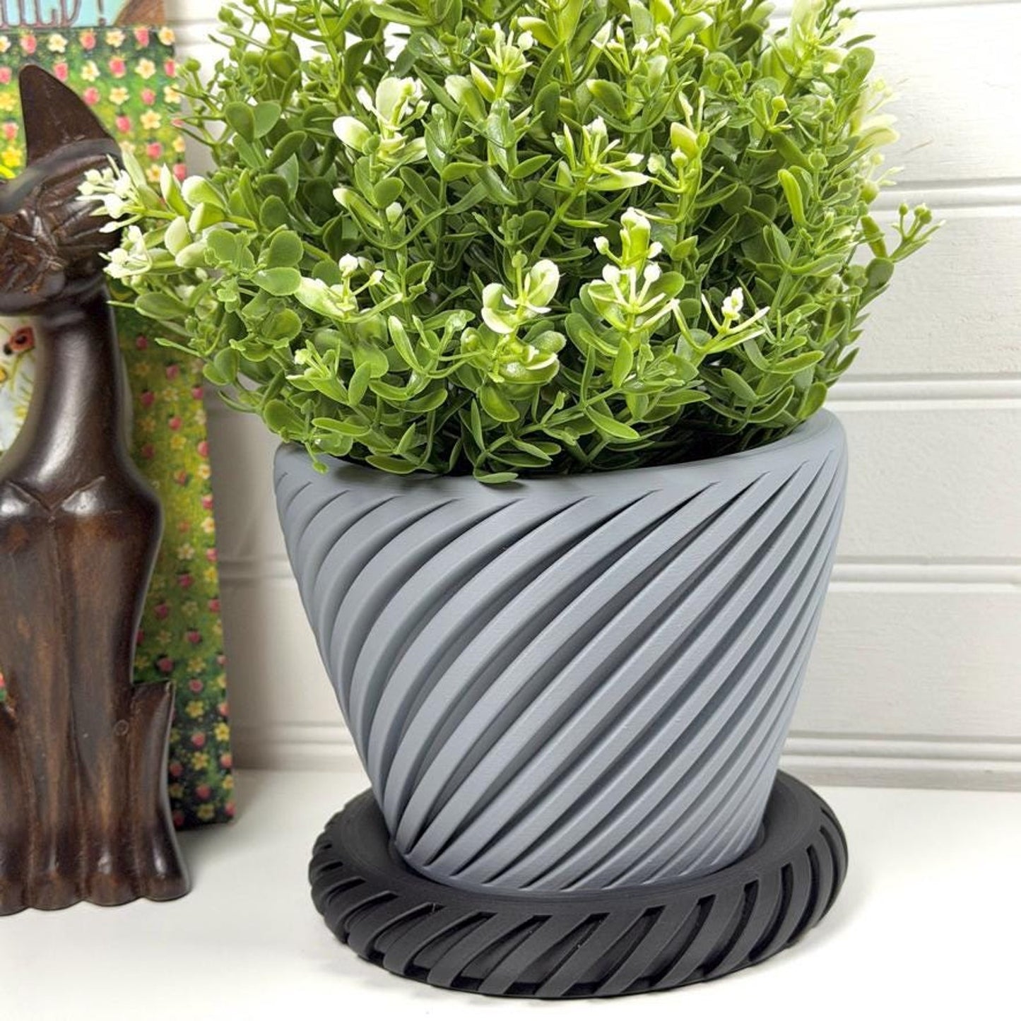 Leiria Planter, Indoor Plant Pot with Decorative Drip Tray, Tabletop Planter, Car Enthusiast Gift