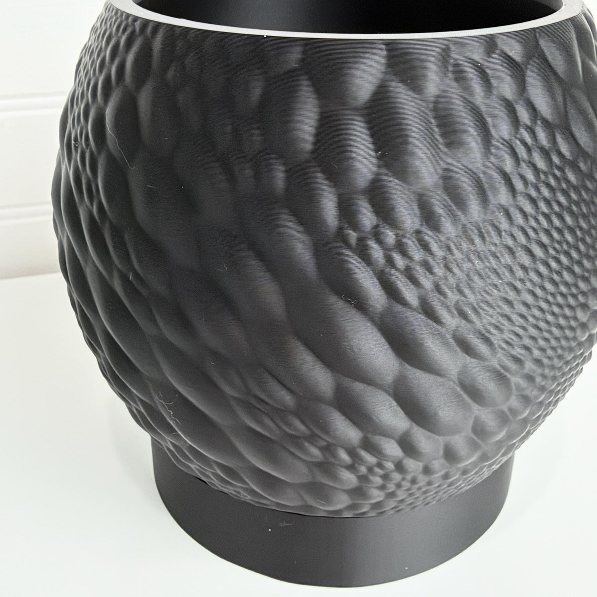 Gato Planter, Tabletop Indoor Plant Pot with Drip Tray, Organic Pattern, Moon Texture