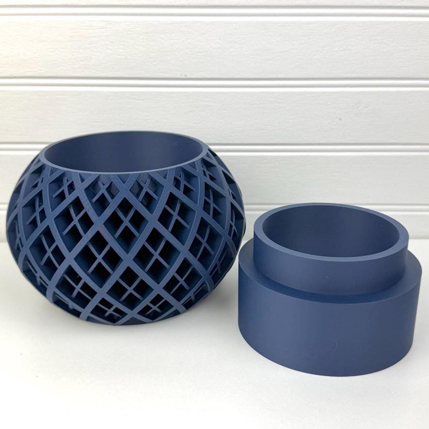 Planter Pot 004, Indoor Plant Pot, Tabletop Planter, Hourglass Inspired