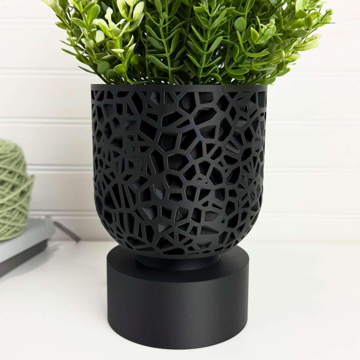 Planter Pot 001, Indoor Plant Pot with Drip Tray, Tabletop Planter, Voronoi Lattice Design