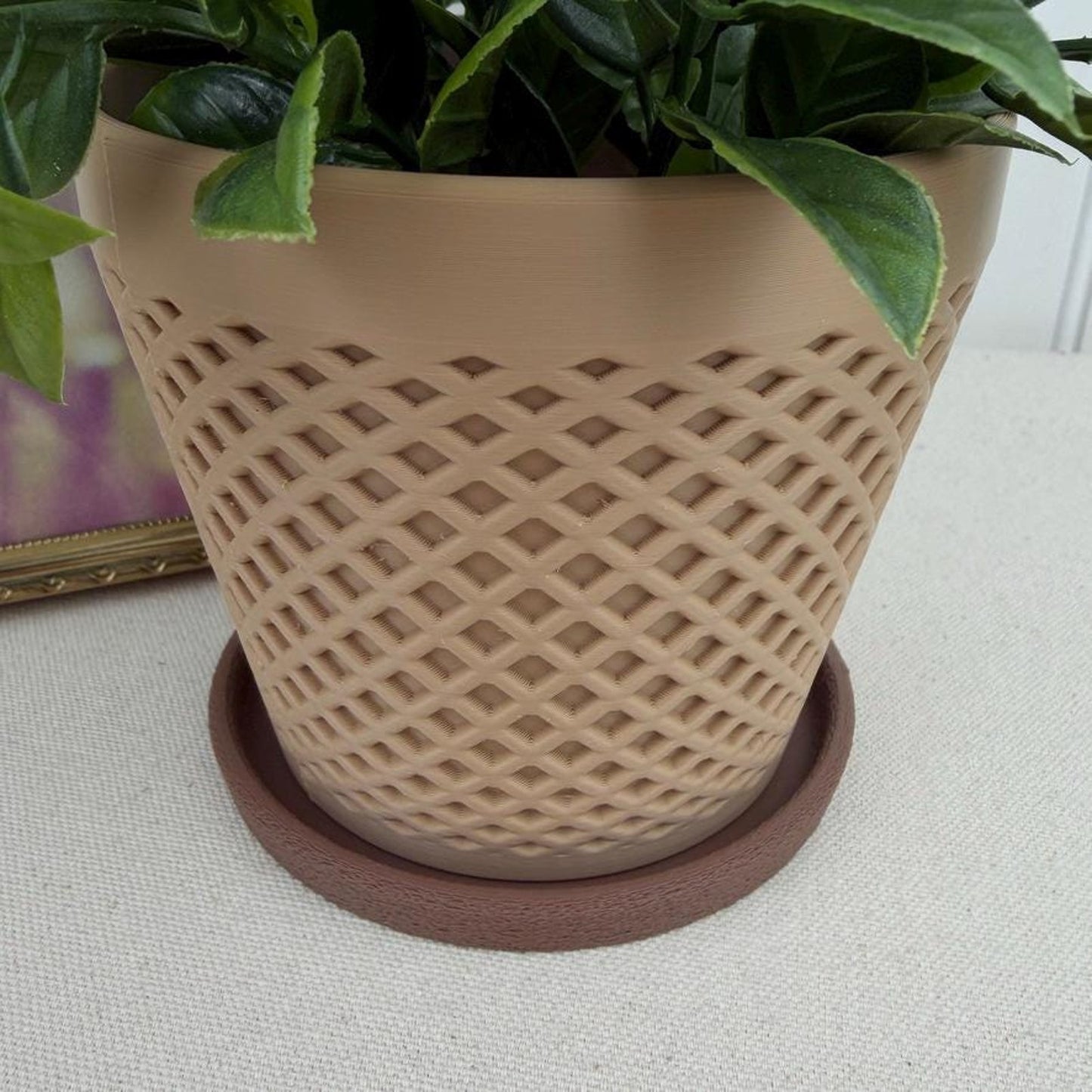 The Delta Planter, Indoor Flower Pot, Tabletop Planter, Lattice Pattern