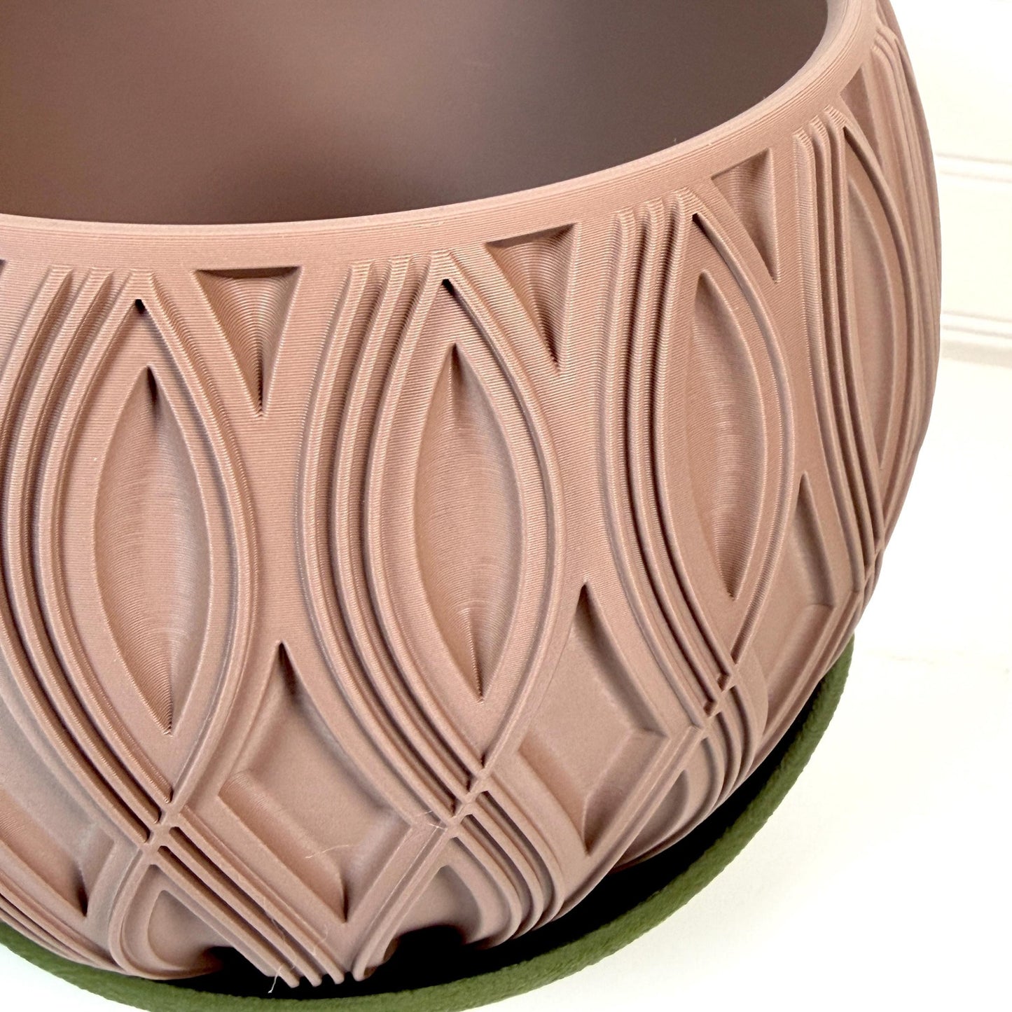 Velar Planter, Indoor Flower Pot, Tabletop Planter, Homewares, Housewarming Gift