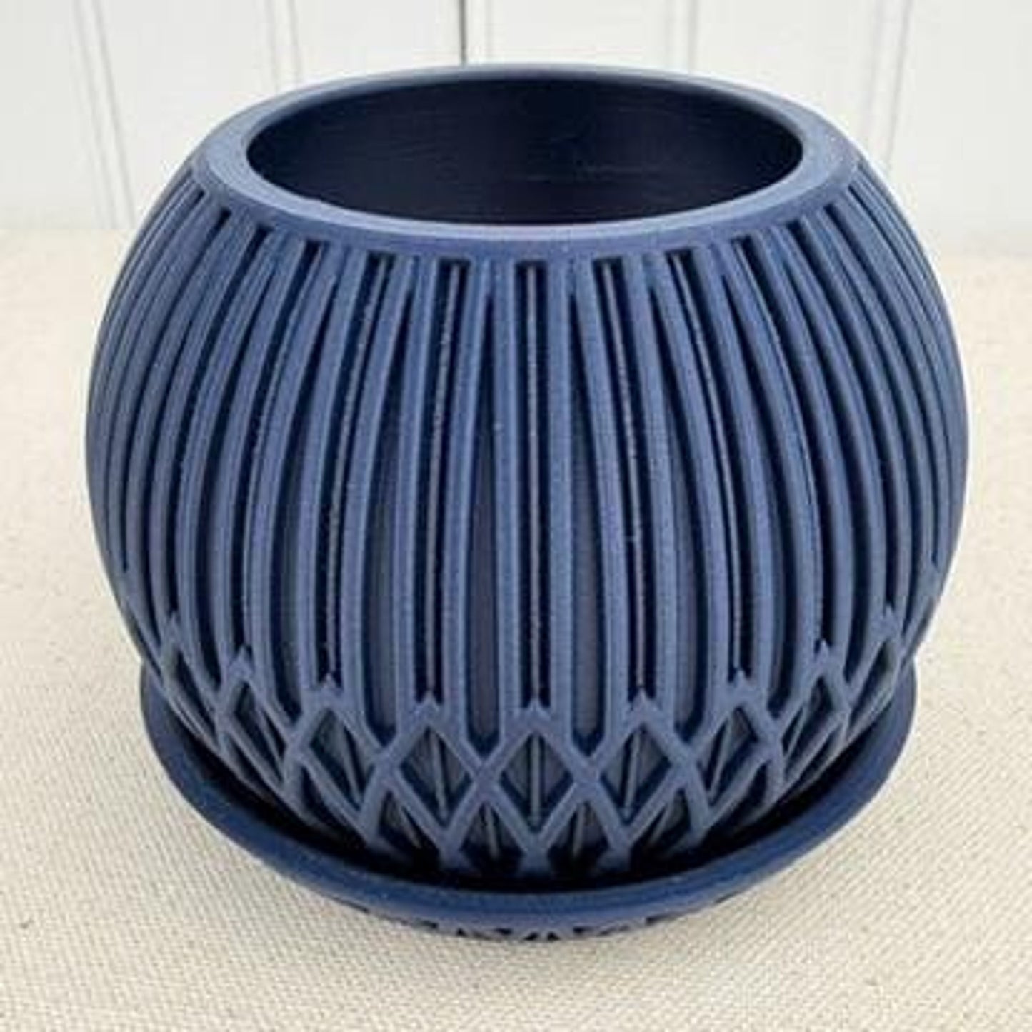 The Zyra Planter, Indoor Flower Pot, Tabletop Planter, Ribbed Lattice Pattern