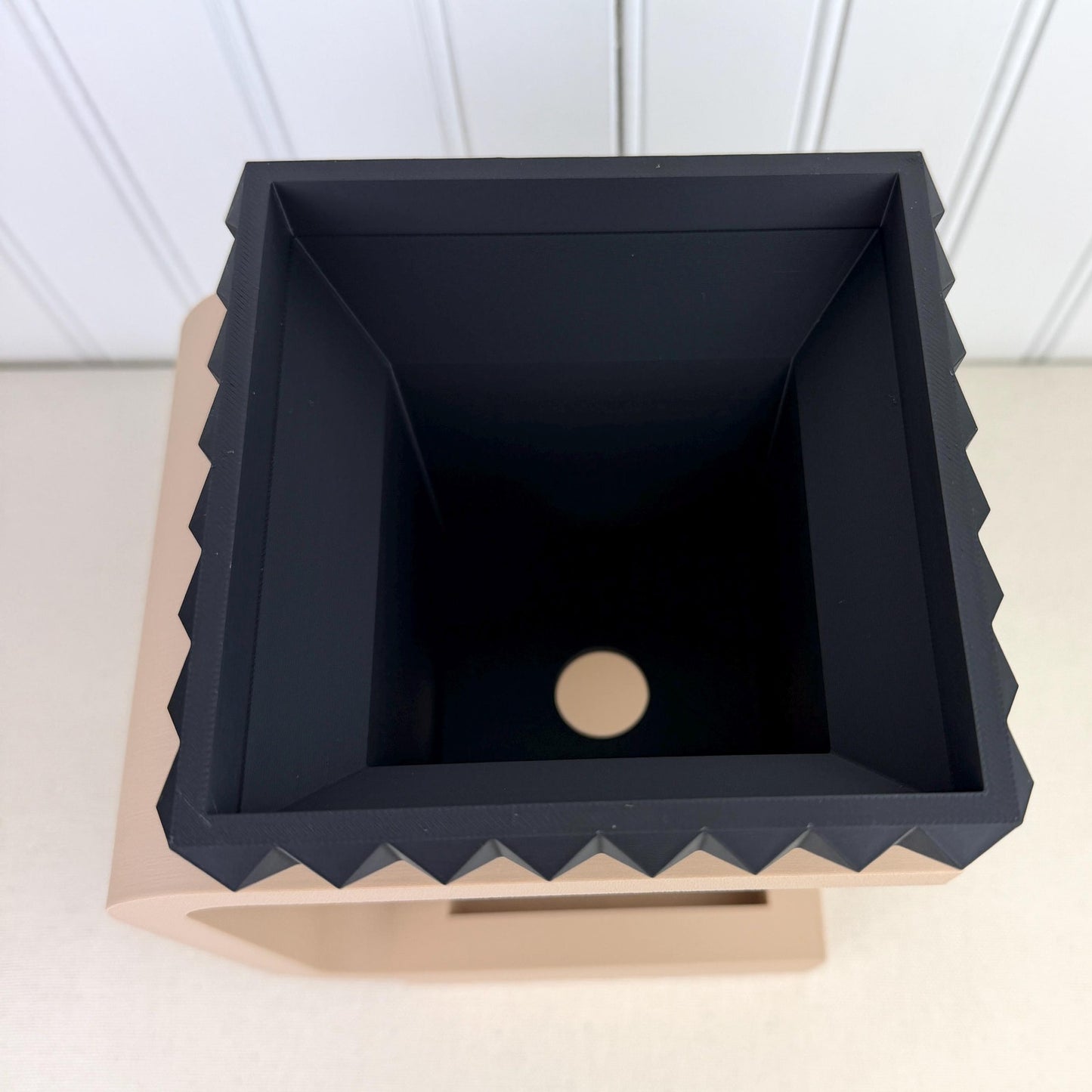 The Daka Planter 02, Indoor Tabletop Planter, Flower Pot with Drainage Hole and Stand, Houseplants