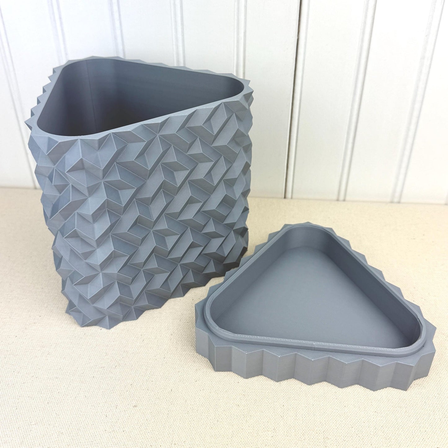 Cobble Planter 02, Indoor Flower Pot, Tabletop Planter, Triangular Design