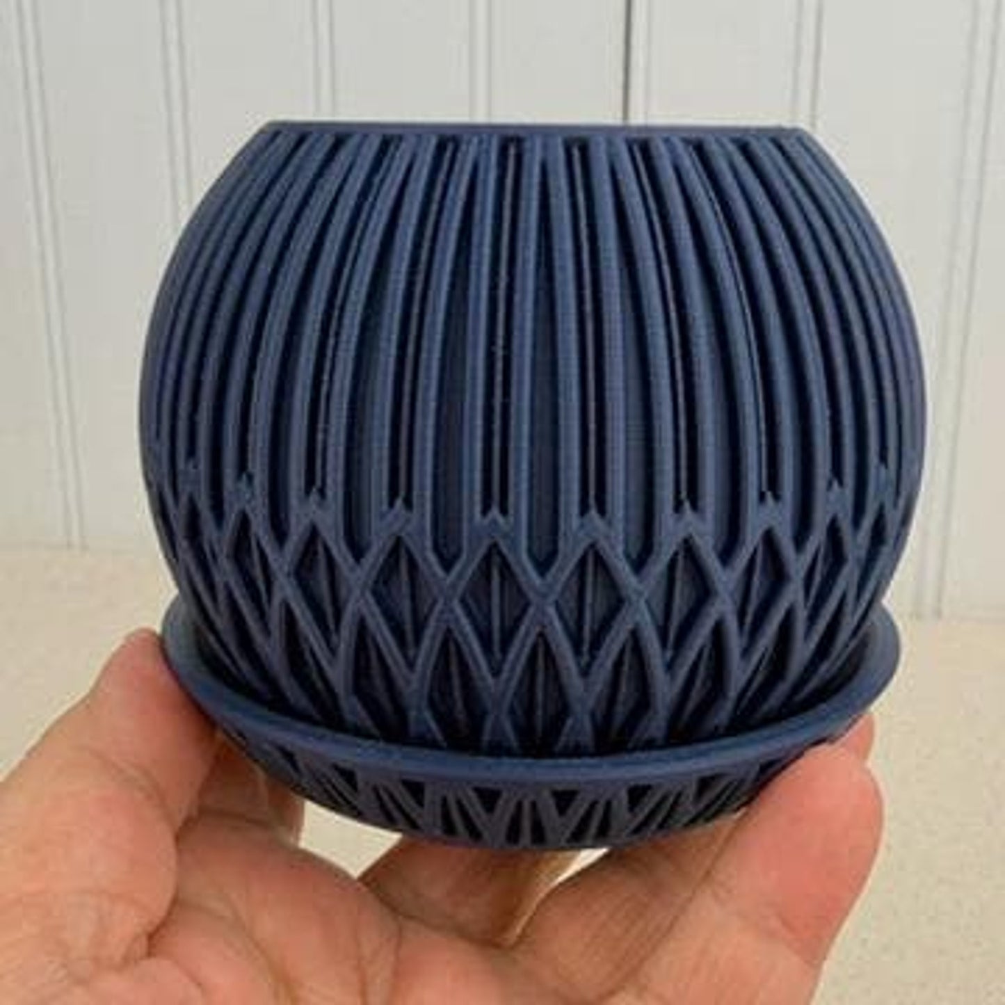 The Zyra Planter, Indoor Flower Pot, Tabletop Planter, Ribbed Lattice Pattern