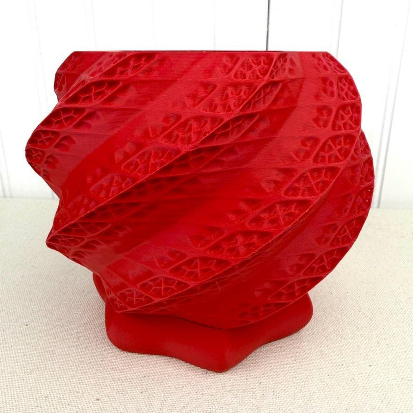The Shell Planter, Indoor Flower Pot, Tabletop Planter, Spiral Planter