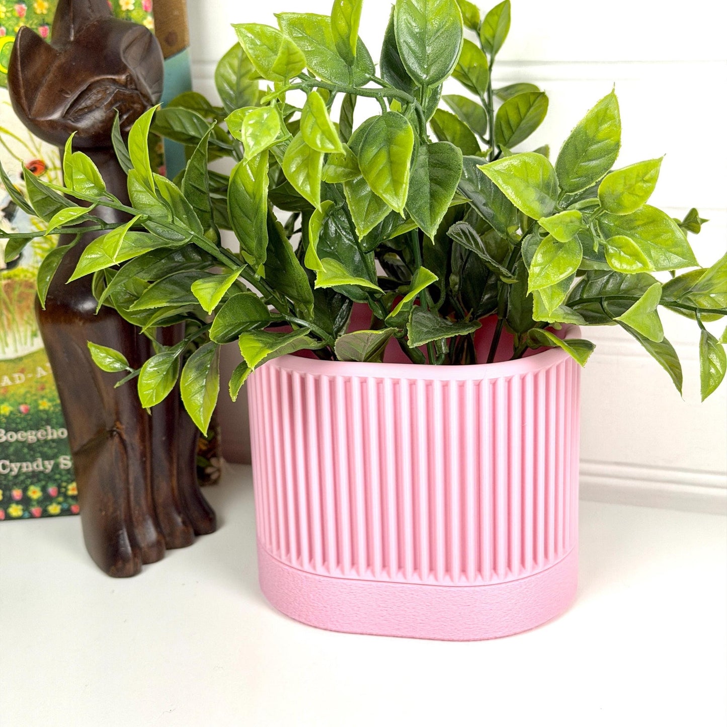 Nisa Planter Small, Indoor Flower Pot, Tabletop Planter, Ribbed Design, Minimalist Style