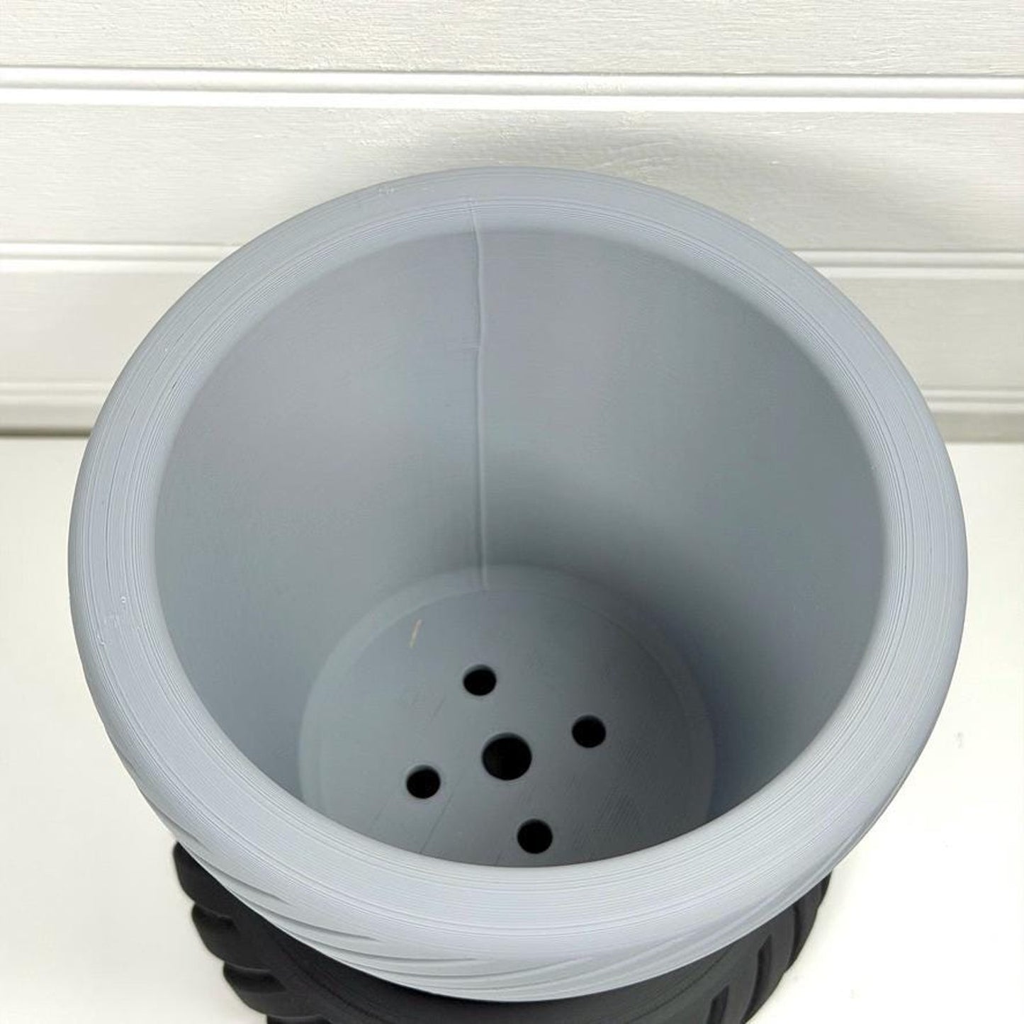 Leiria Planter, Indoor Plant Pot with Decorative Drip Tray, Tabletop Planter, Car Enthusiast Gift