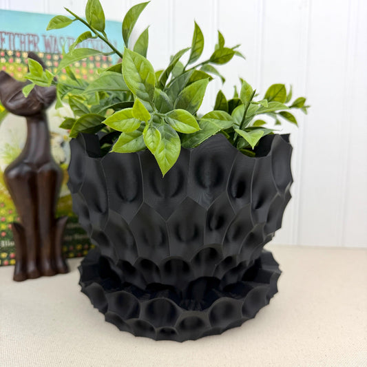 Bane Planter, Indoor Flower Pot, Tabletop Planter, Sculpted Geometric Pattern, Faceted Design