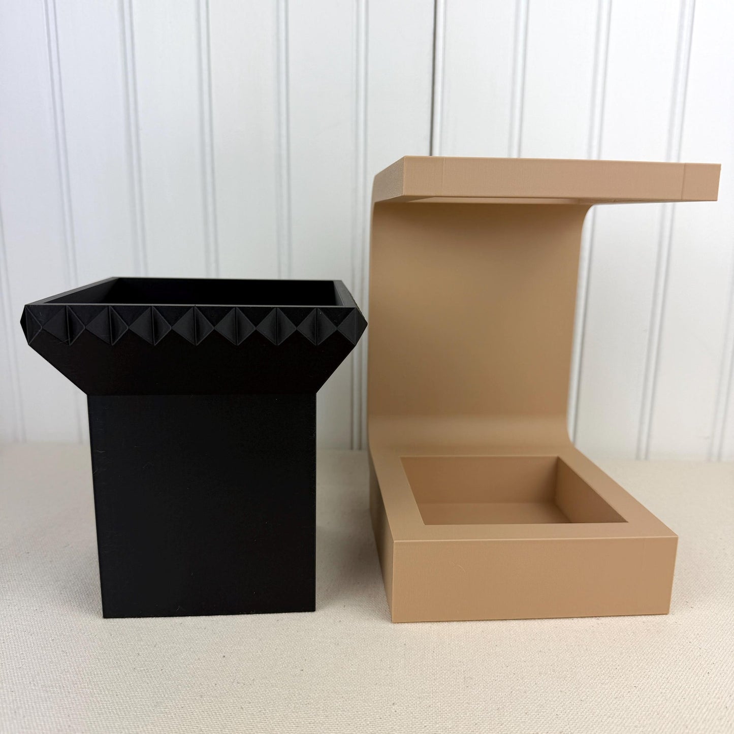 The Daka Planter 02, Indoor Tabletop Planter, Flower Pot with Drainage Hole and Stand, Houseplants