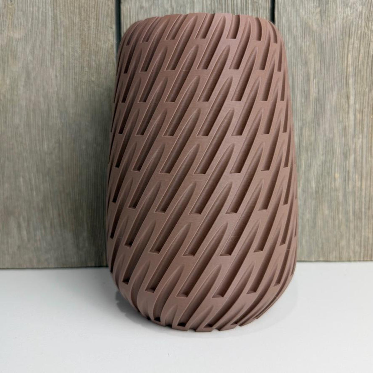 Thyren Vase , Modern Vertical Vase, Organic Twisted Design