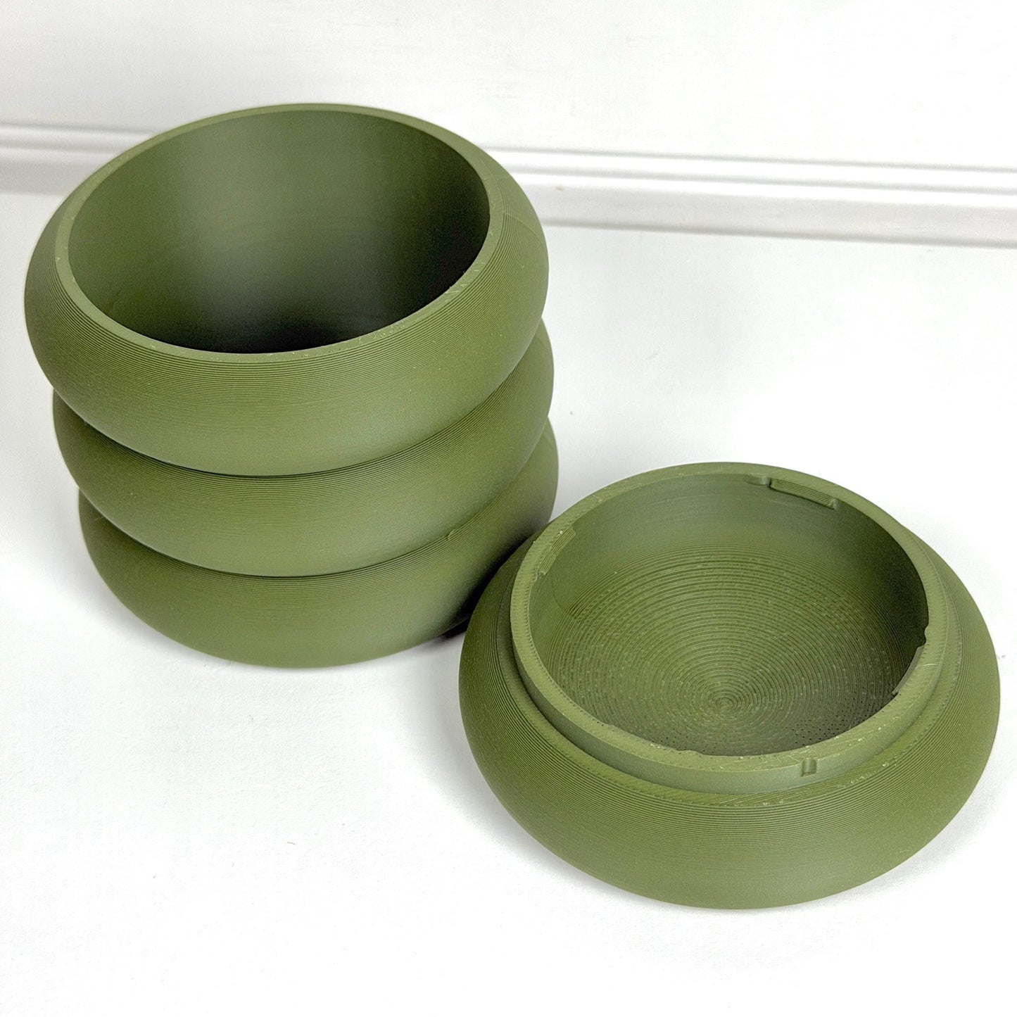 Fluxo Planter, Indoor Flower Pot, Tabletop Planter, Stacked Design, Geometric Aesthetic