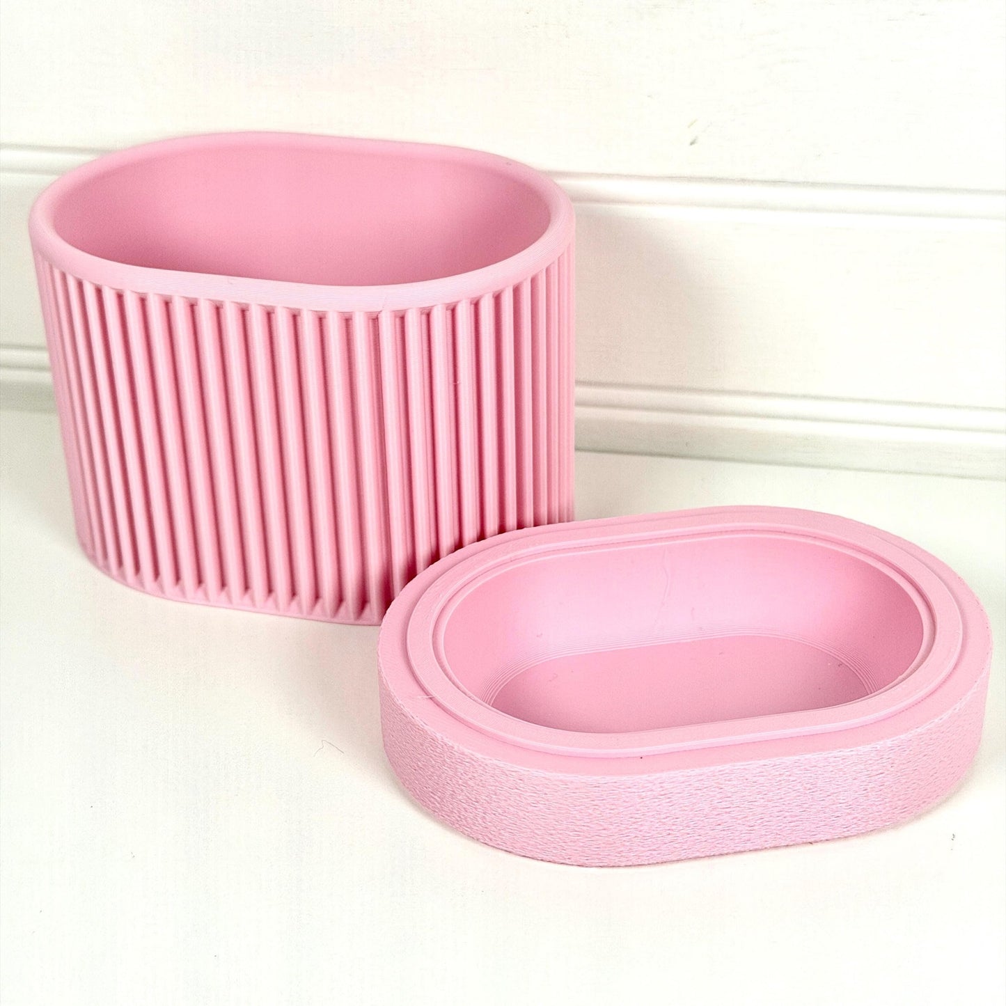 Nisa Planter Small, Indoor Flower Pot, Tabletop Planter, Ribbed Design, Minimalist Style