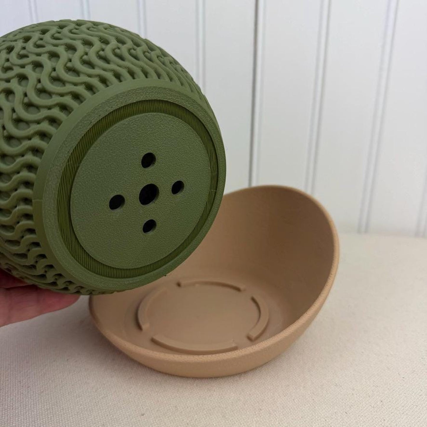 The Echo Planter, Indoor Flower Pot, Tabletop Planter, Wavy Geometric Design