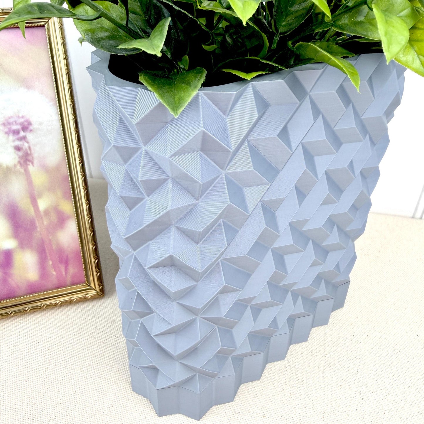 Cobble Planter 02, Indoor Flower Pot, Tabletop Planter, Triangular Design