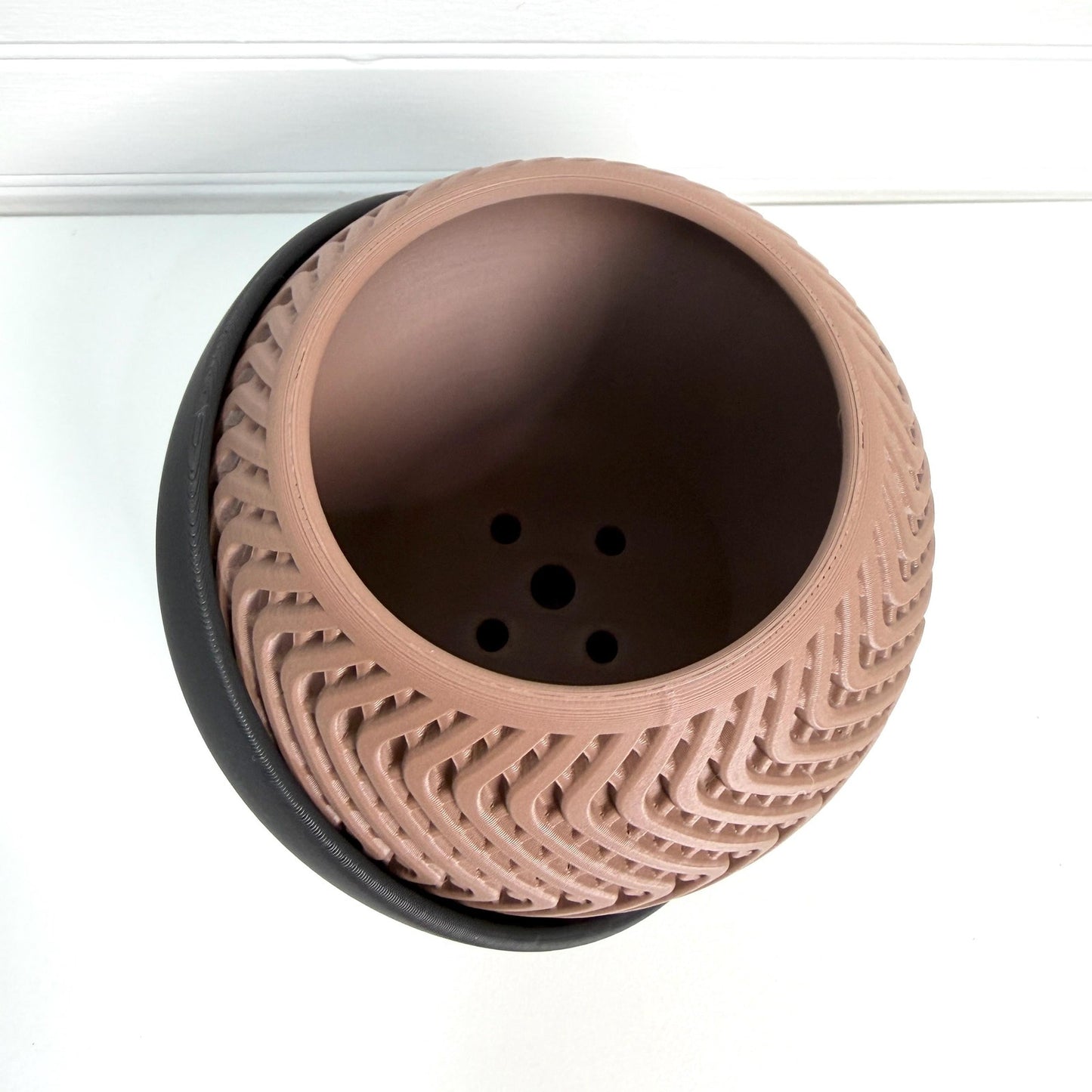 The Blaze Planter, Indoor Flower Pot, Tabletop Planter, Geometric Silhouette, Wrap Around Tray