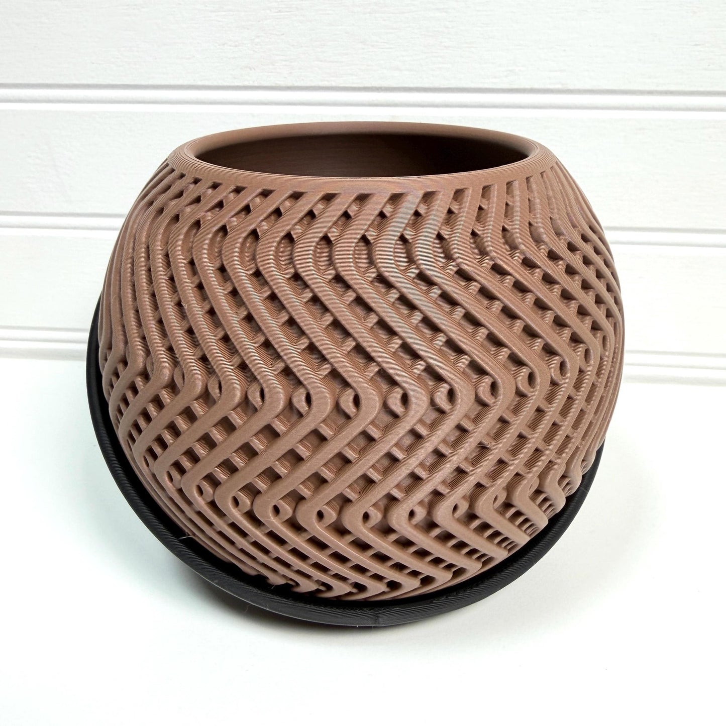 The Blaze Planter, Indoor Flower Pot, Tabletop Planter, Geometric Silhouette, Wrap Around Tray