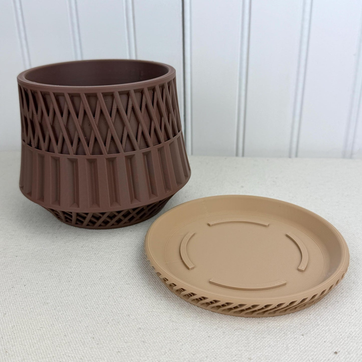 The Axon Planter, Indoor Flower Pot, Tabletop Planter, Layered Design