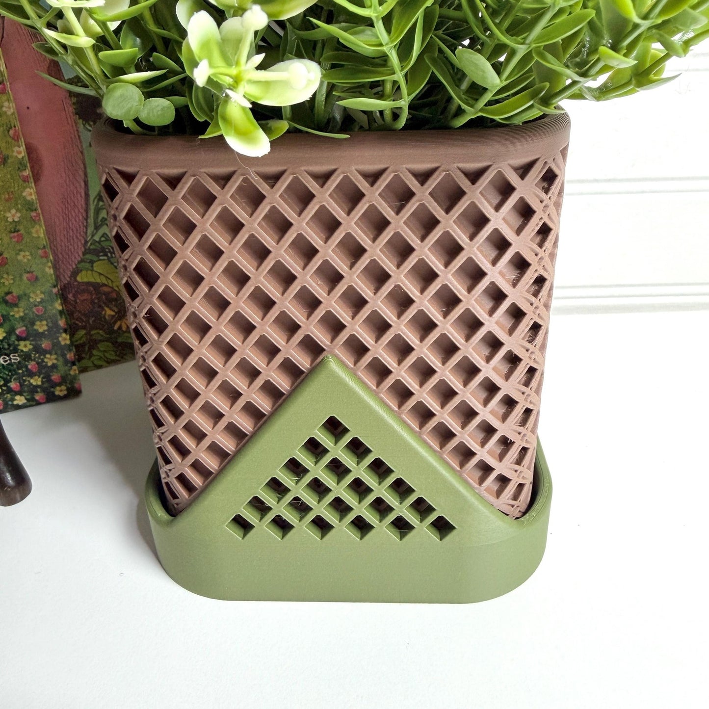 Squared Polygon Planter, Indoor Plant Pot with Decorative Drip Tray, Tabletop Planter