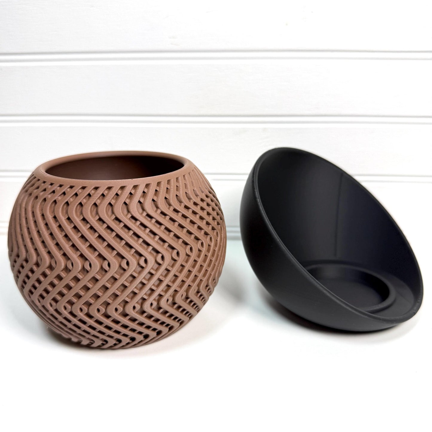 The Blaze Planter, Indoor Flower Pot, Tabletop Planter, Geometric Silhouette, Wrap Around Tray