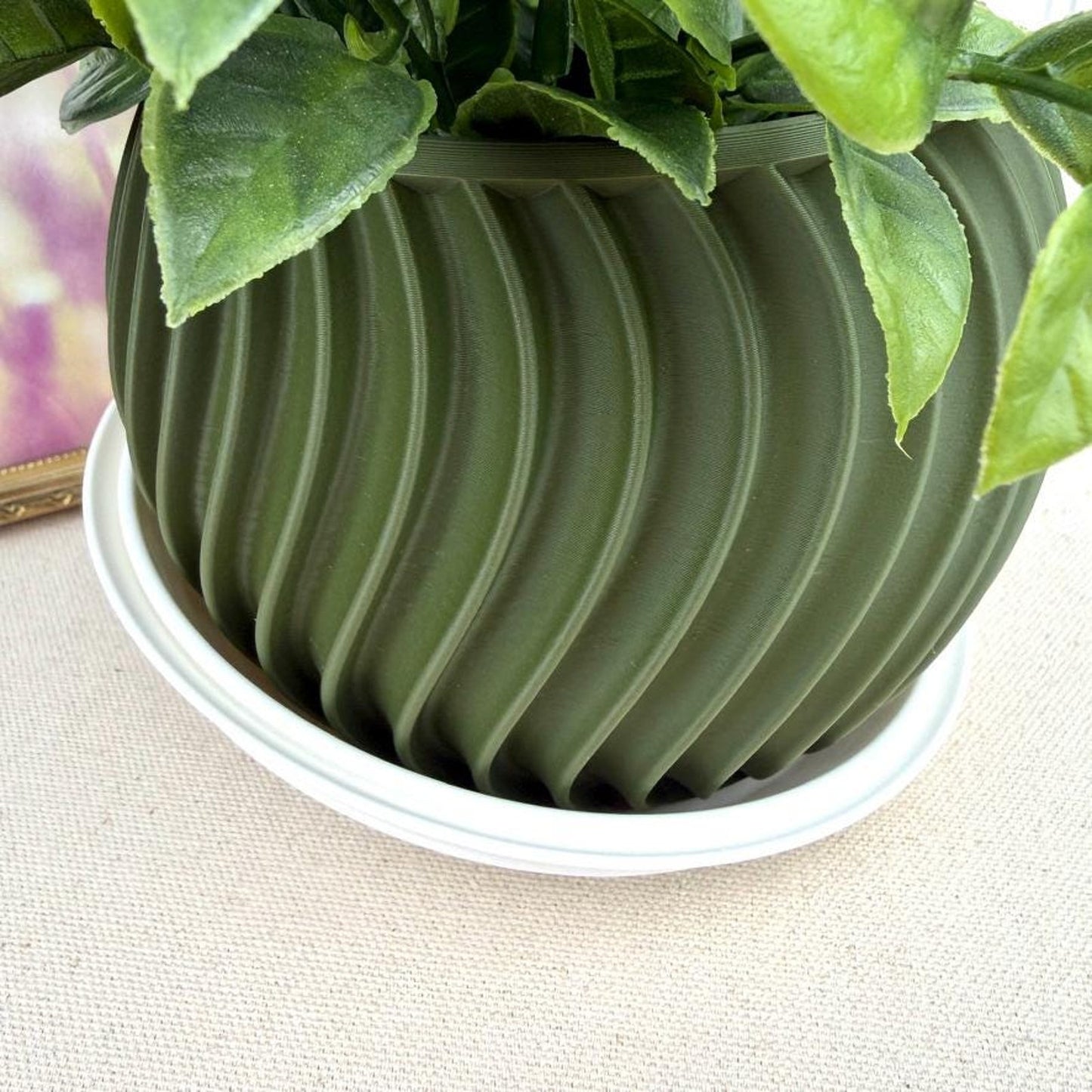The Sonar Planter, Indoor Flower Pot, Tabletop Planter, Swirl Pattern