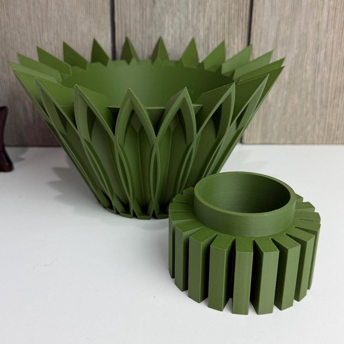 Planter Pot 009, Indoor Plant Pot with Drip Tray, Tabletop Planter, Origami Lotus Bloom Style
