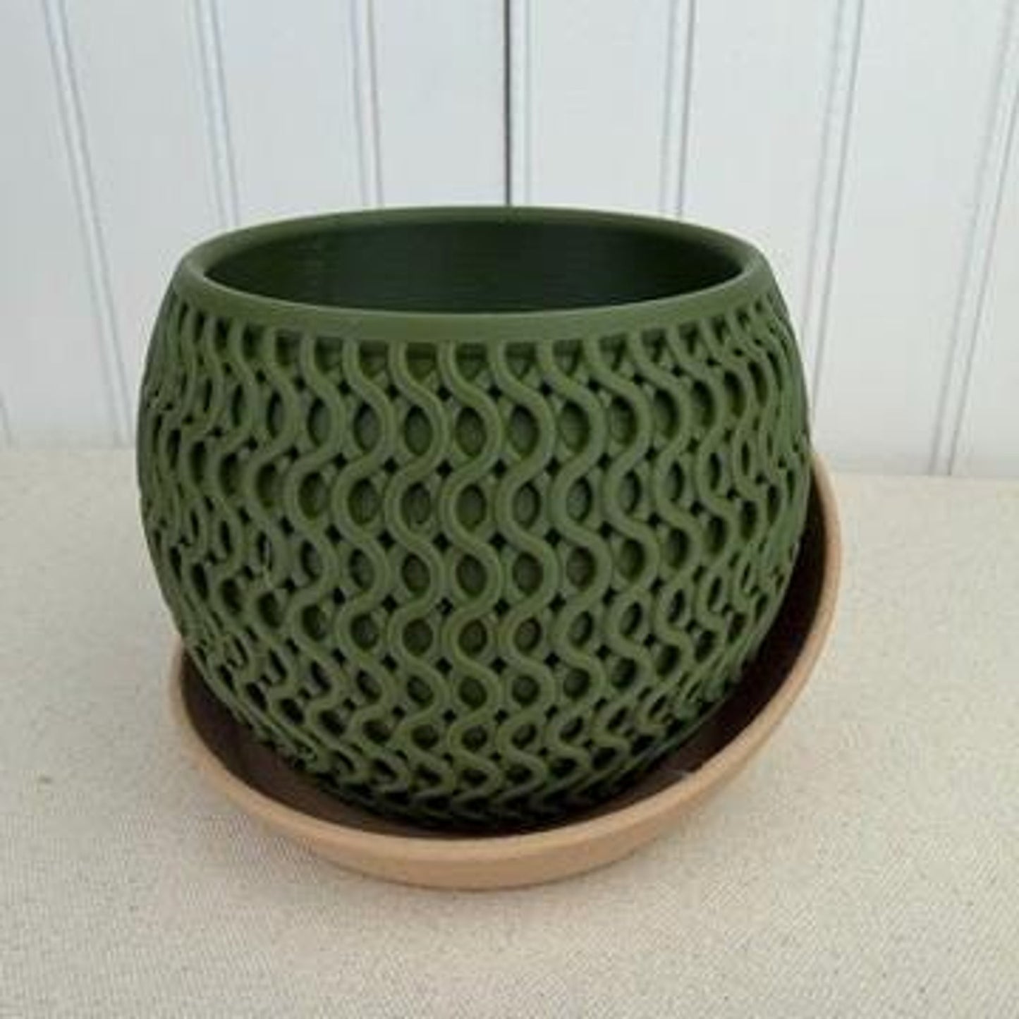 The Echo Planter, Indoor Flower Pot, Tabletop Planter, Wavy Geometric Design