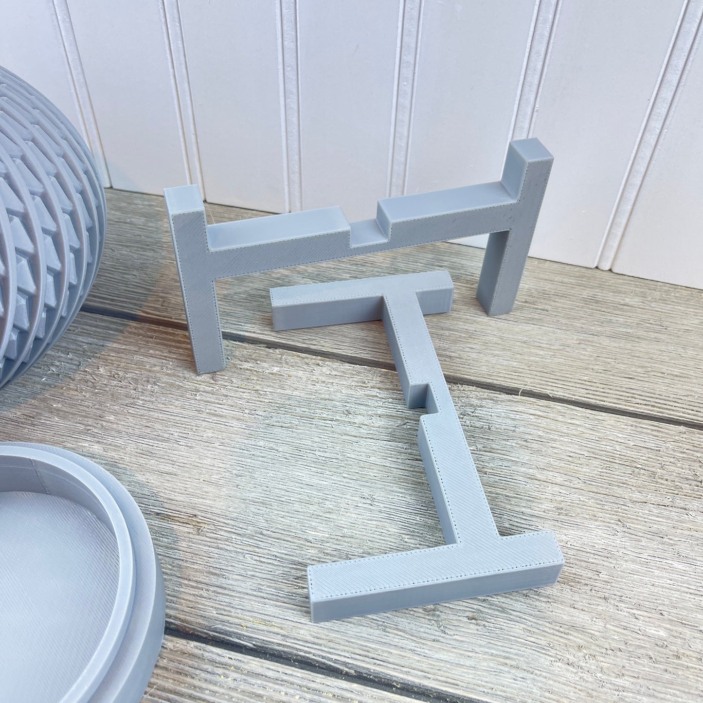 Indoor Flower Pot, The Kio Planter Pot, Flower Pot, Planter Tray and Stand, Plant Pot for Houseplants, Modern Home Decor, Eco-Friendly