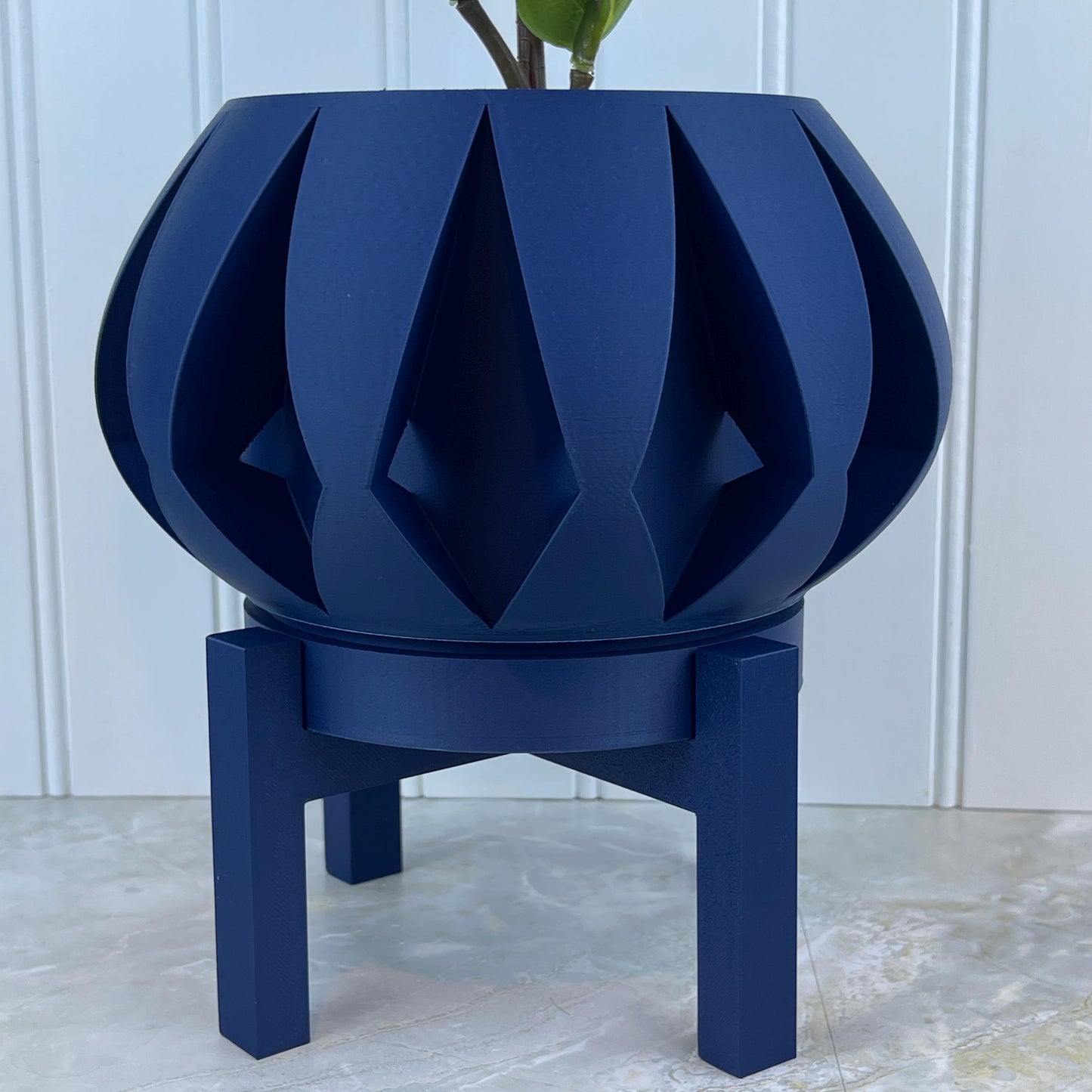 Indoor Flower Pot, The Moki Planter Pot with Stand