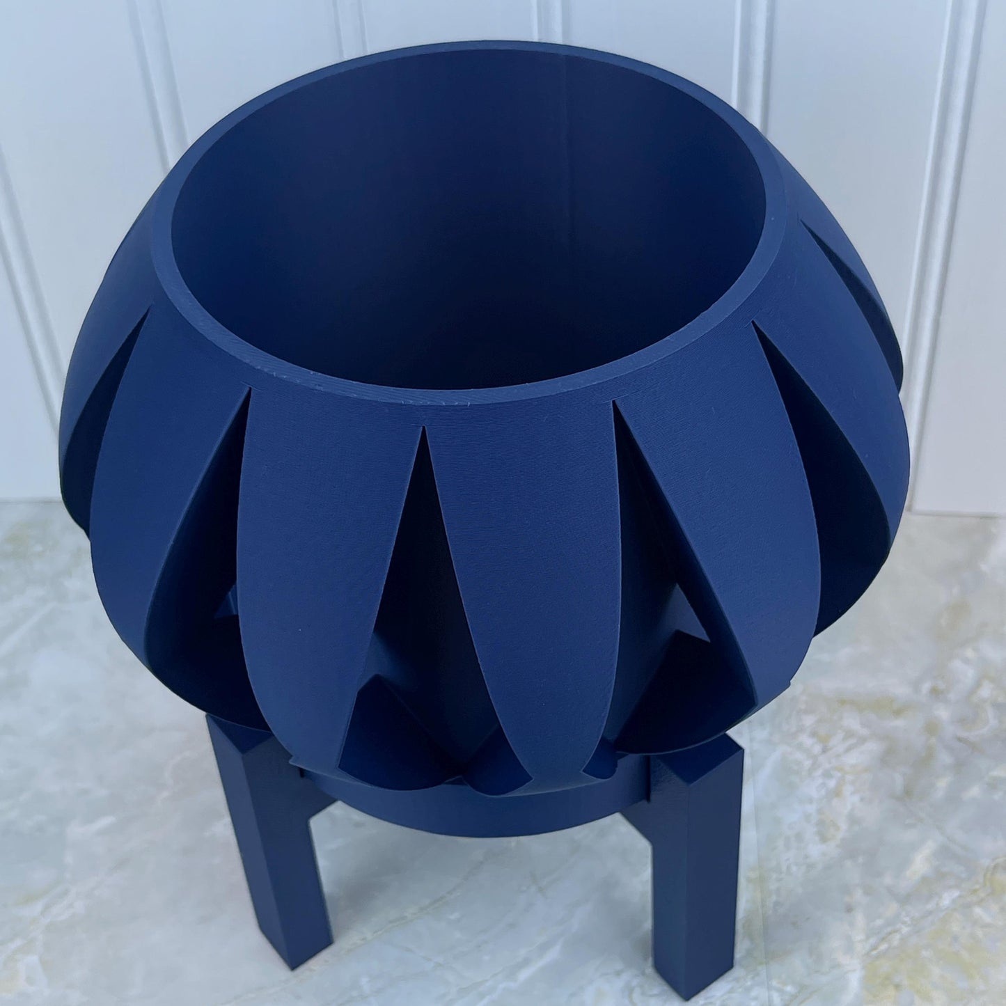 Indoor Flower Pot, The Moki Planter Pot with Stand