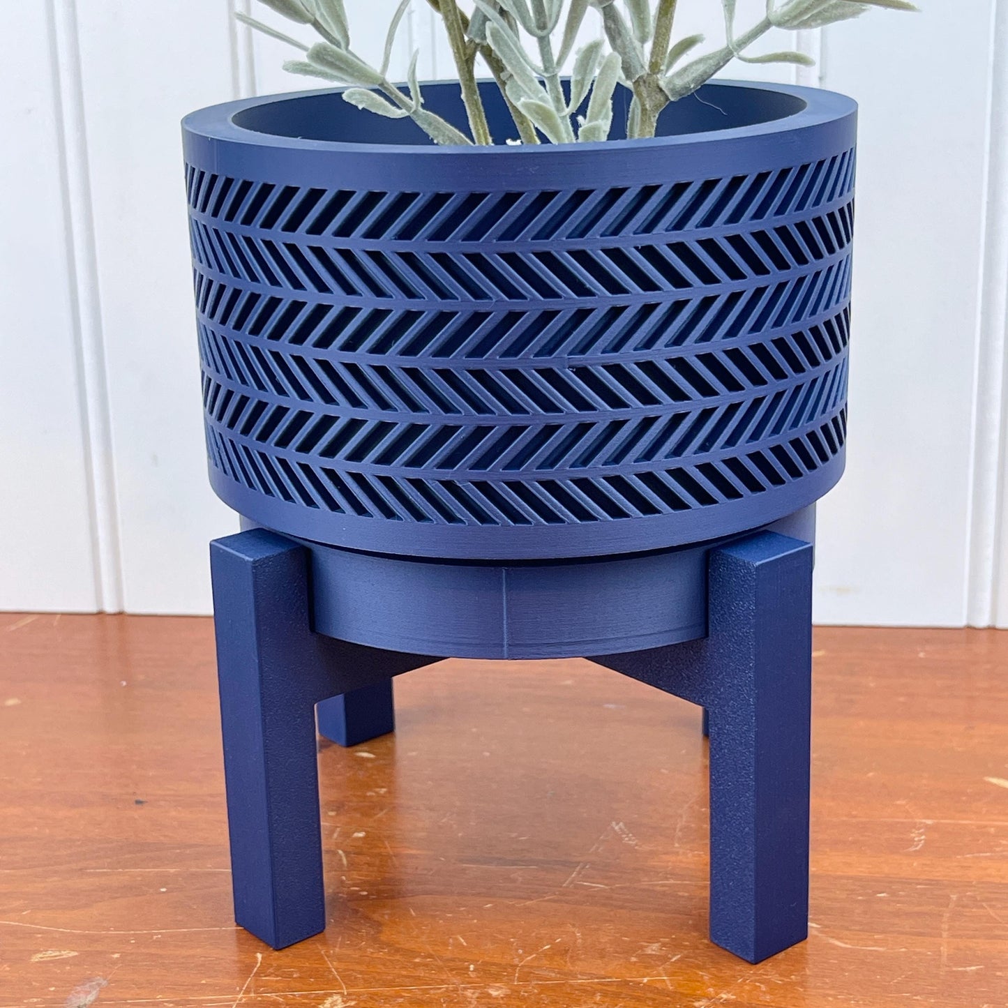 Modern Indoor Planter Pot, The Quen Planter, Drainage Hole and Stand, Flower Pot, Succulent Cactus, Eco-friendly, Multiple Colors
