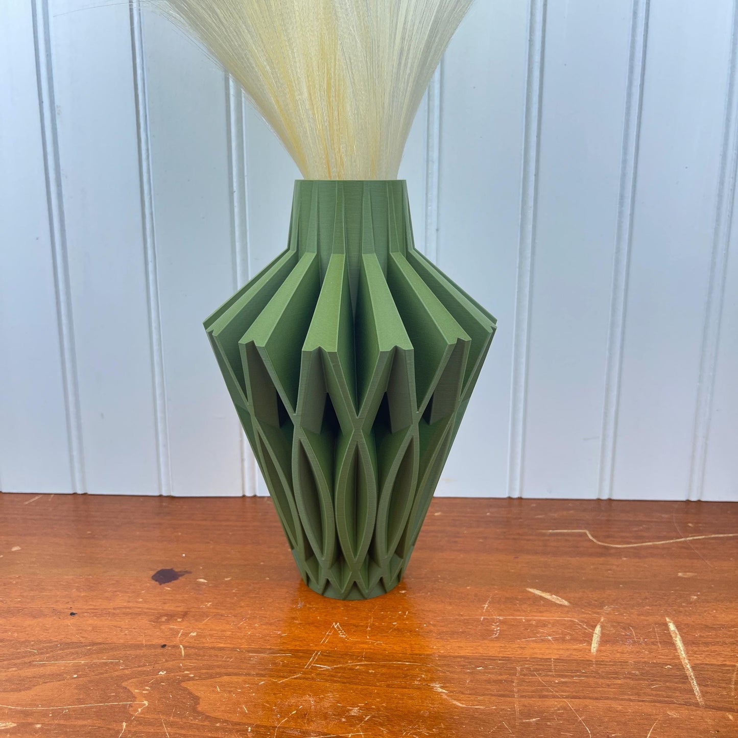 Minimal Clean Line Vase, The Javero Vase, Flower Vase, Dried Preserved Flowers, Modern Design, 7”