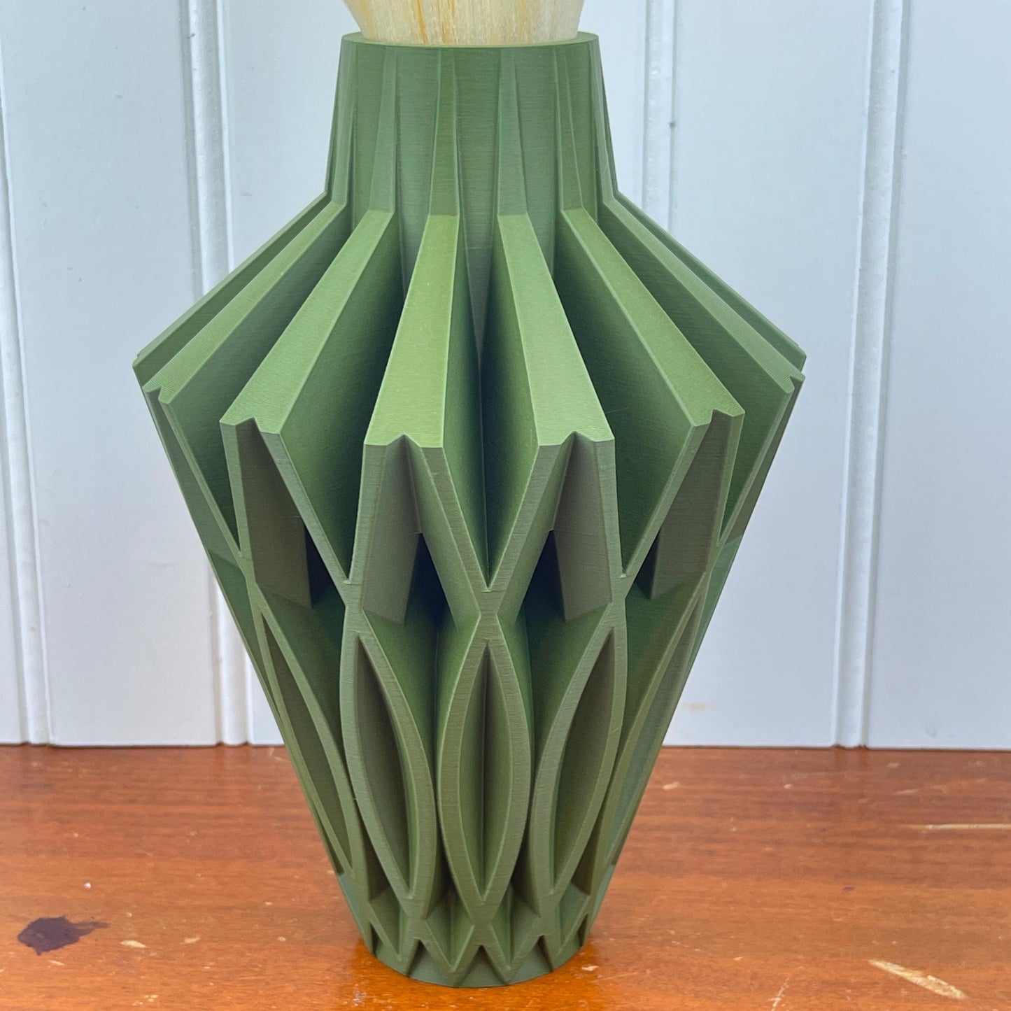 Minimal Clean Line Vase, The Javero Vase, Flower Vase, Dried Preserved Flowers, Modern Design, 7”