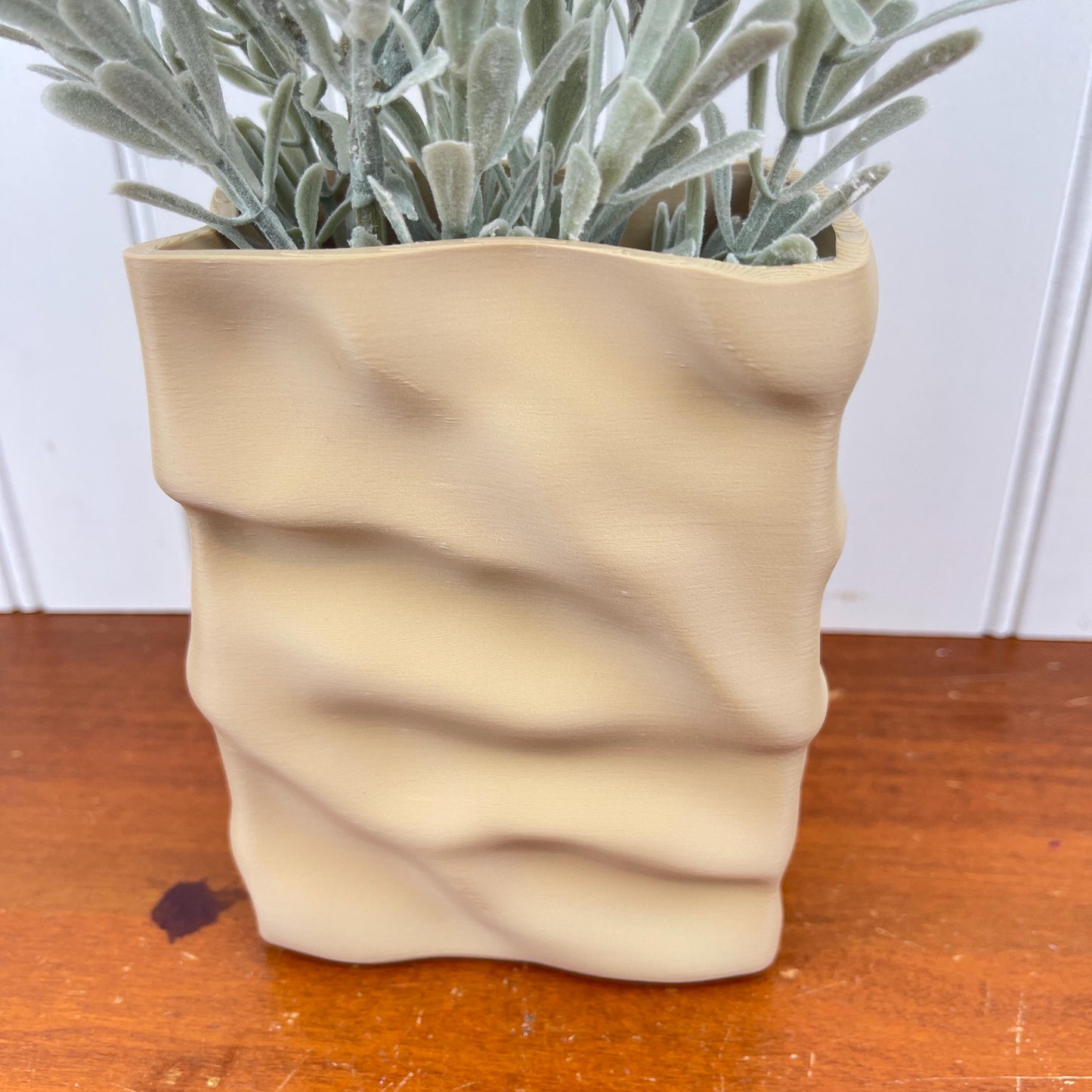 Papur C Vase, Paper Bag Sack Vase, Flower Vase, Crumpled Sack Vase