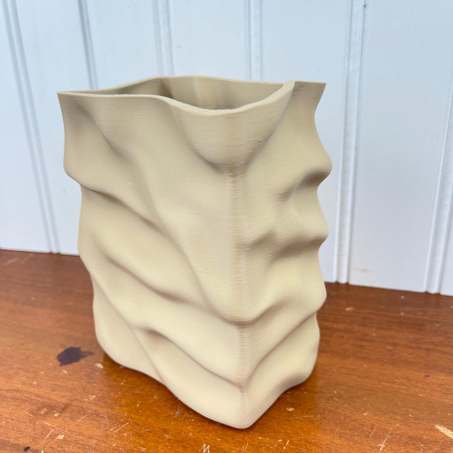 Papur C Vase, Paper Bag Sack Vase, Flower Vase, Crumpled Sack Vase