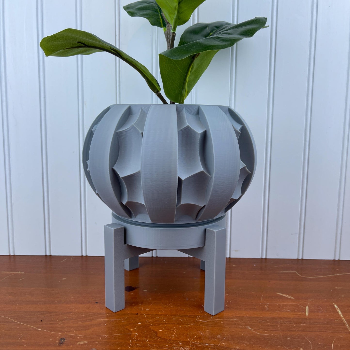 Erma Planter Pot, Indoor Flower Pot, Tabletop Plant Pot