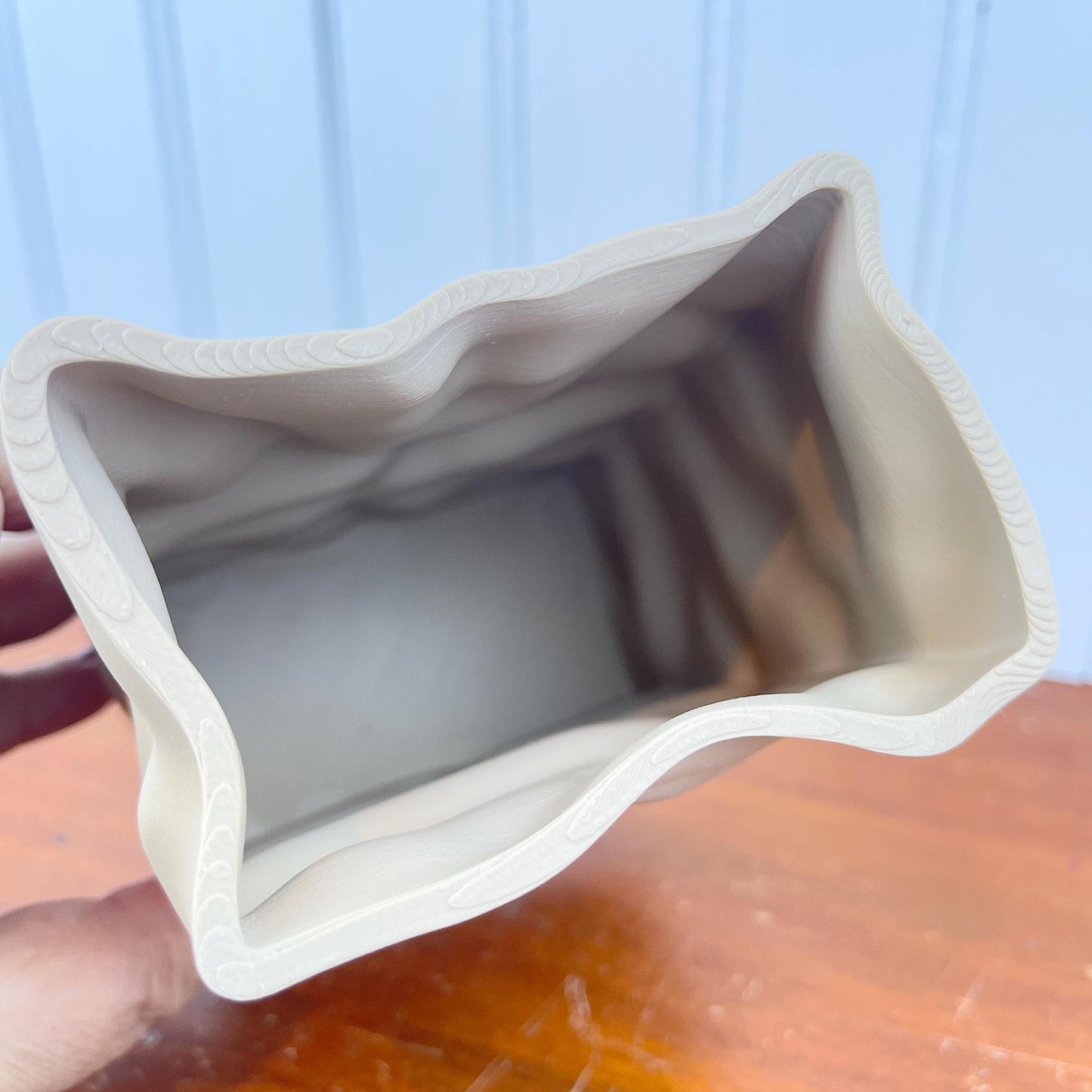 Papur C Vase, Paper Bag Sack Vase, Flower Vase, Crumpled Sack Vase