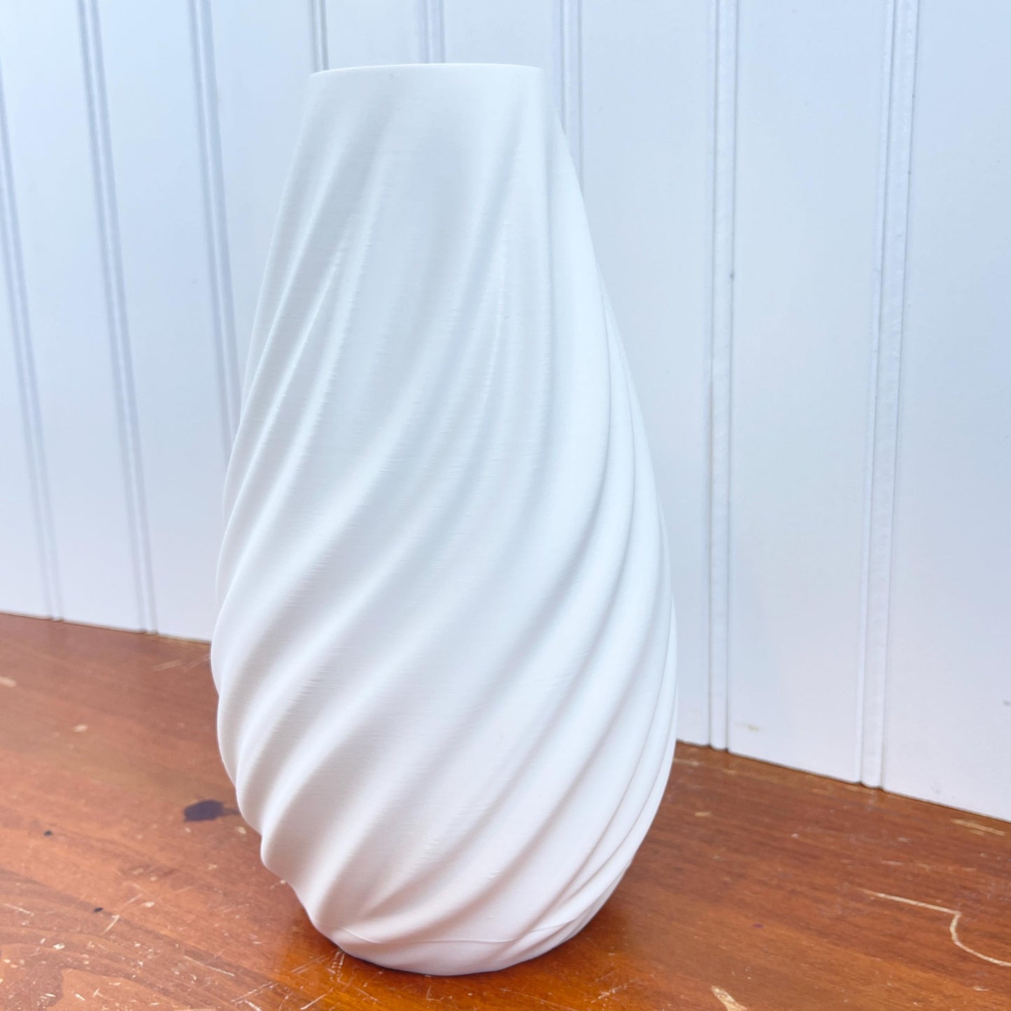 Modern  Vase, Wave Flower Vase, Multiple Colors