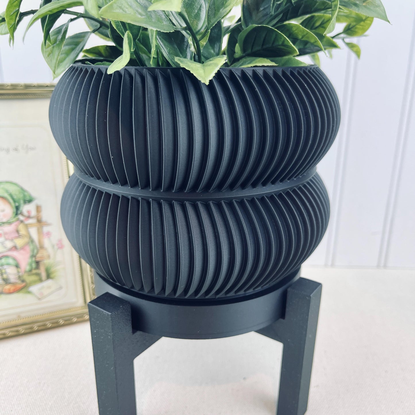 Miko Planter Pot, Indoor Flower Pot, Tabletop Planter