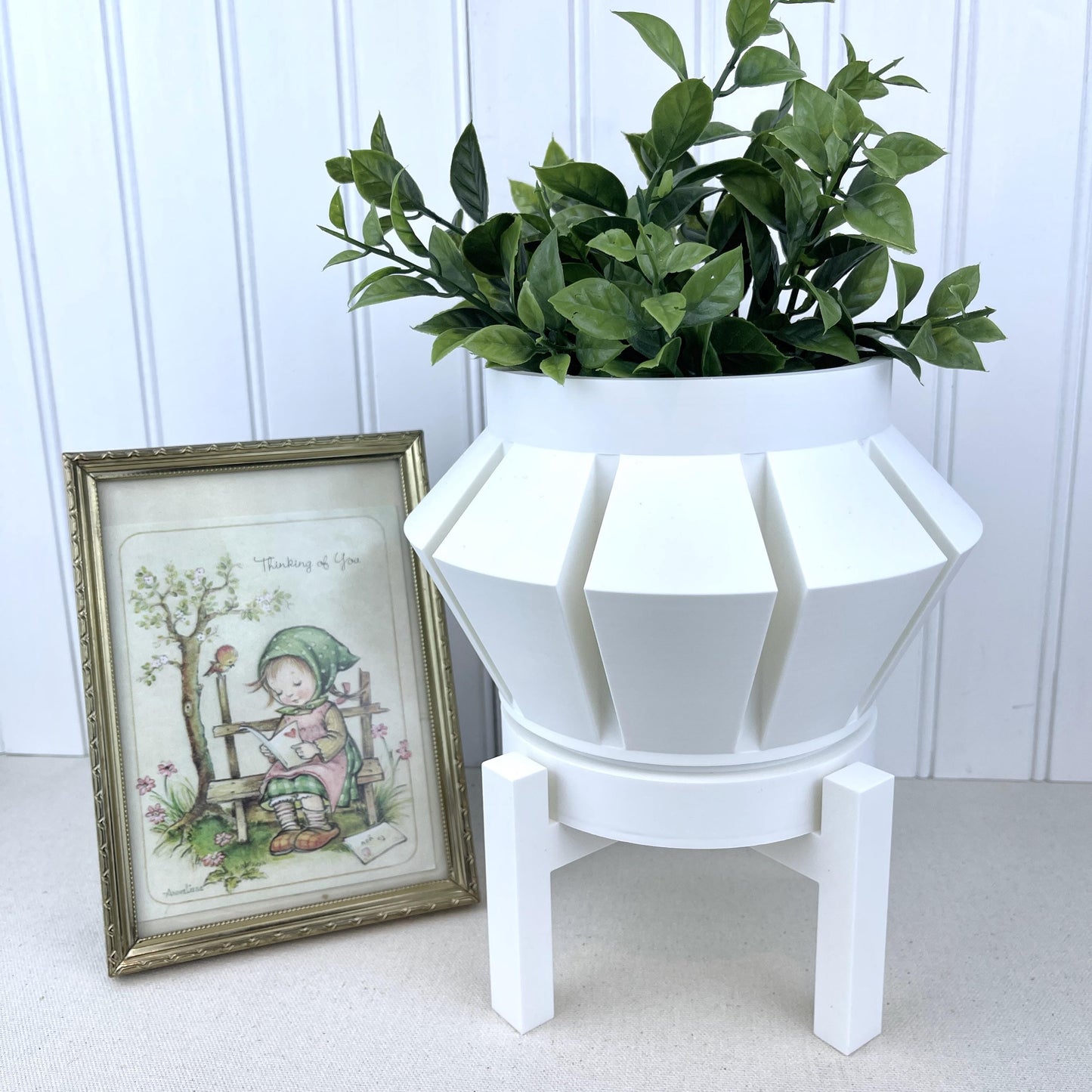 Geometric Indoor Planter Pot, Erno Planter Pot, Indoor Flower Pot, Modern Decorative Plant Pot with Drainage Tray and Stand